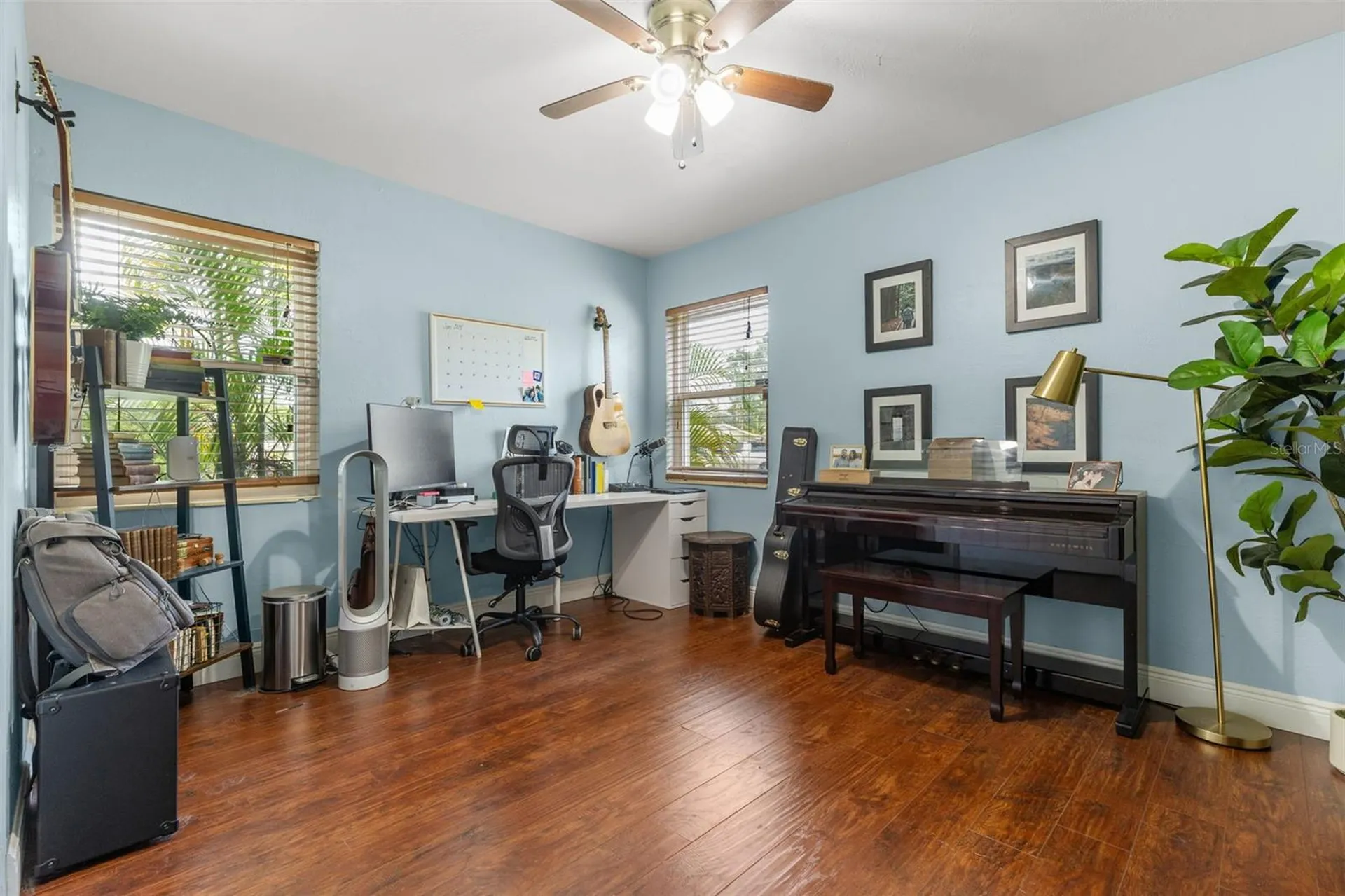 1224 80th Avenue N St Petersburg FL 33702