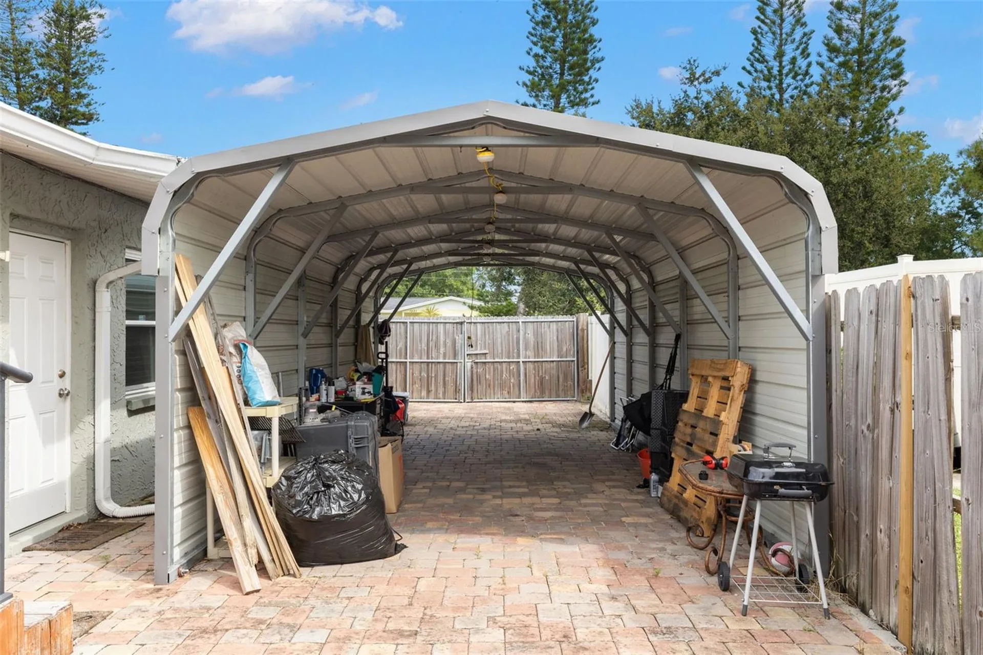 1224 80th Avenue N St Petersburg FL 33702