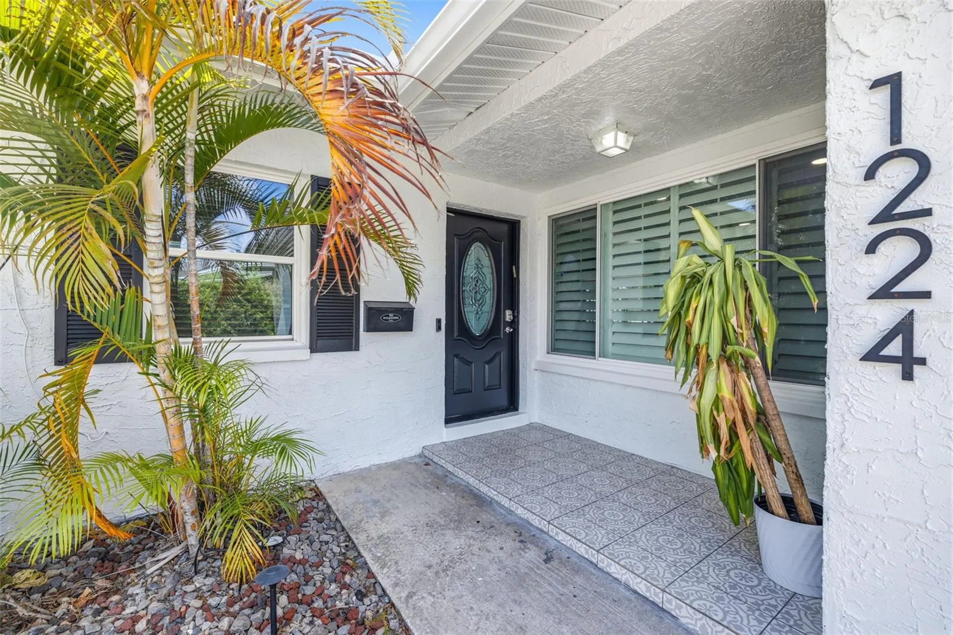 1224 80th Avenue N St Petersburg FL 33702