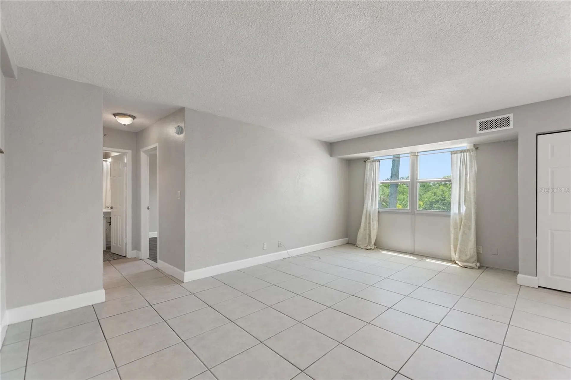 3315 58th Avenue S St Petersburg FL 33712