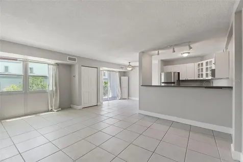 3315 58th Avenue S St Petersburg FL 33712