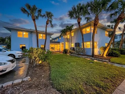 1800 Pass-a-grille Way St Pete Beach FL 33706