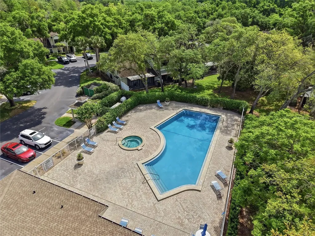 5100 Burchette Road Tampa FL 33647