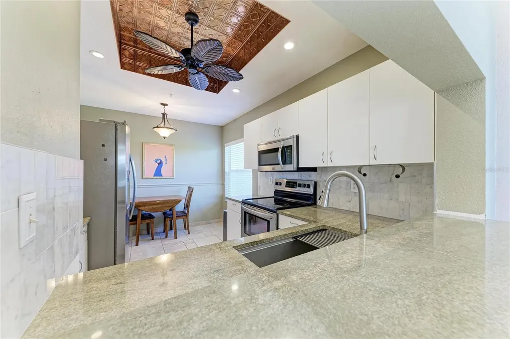 9620 Club South Circle Sarasota FL 34238
