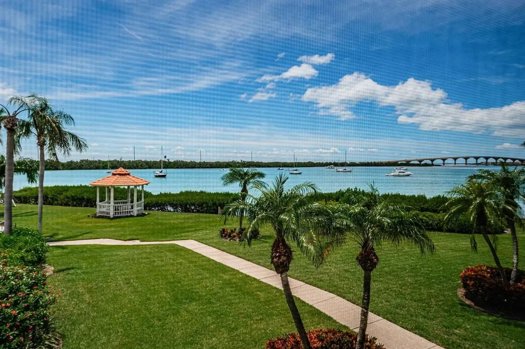 6295 Bahia Del Mar Circle St Petersburg FL 33715