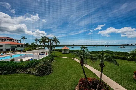 6295 Bahia Del Mar Circle St Petersburg FL 33715