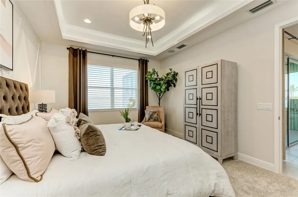 264 Van Gogh Cove Bradenton FL 34212