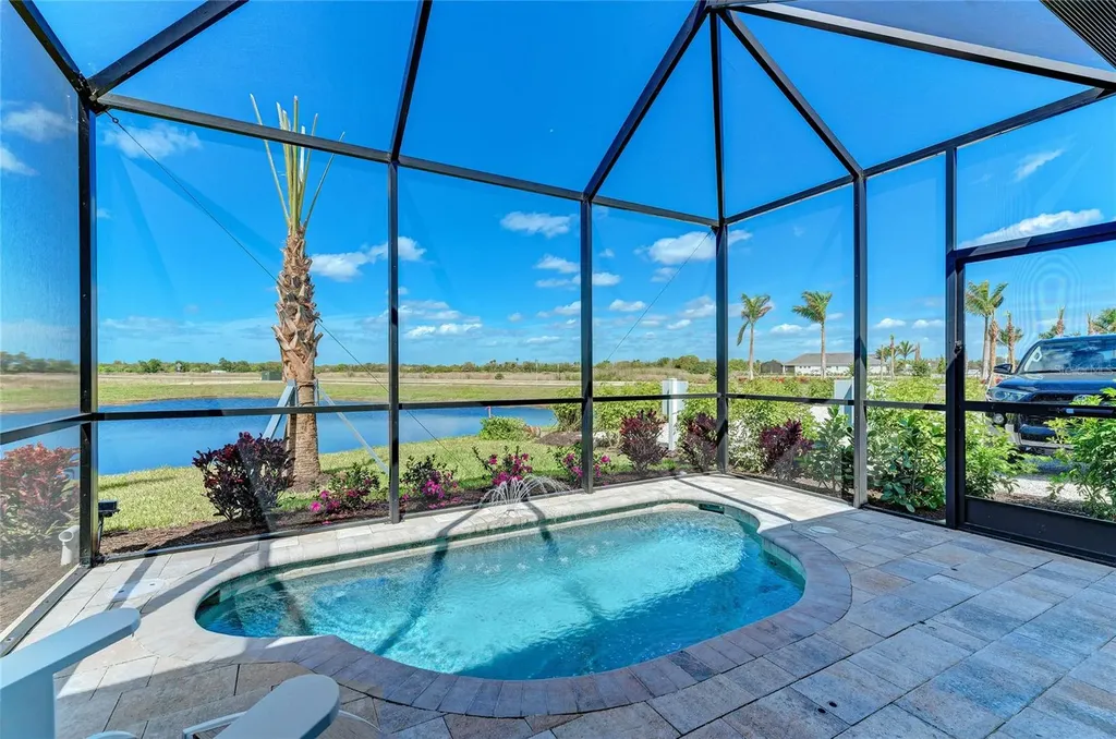 264 Van Gogh Cove Bradenton FL 34212
