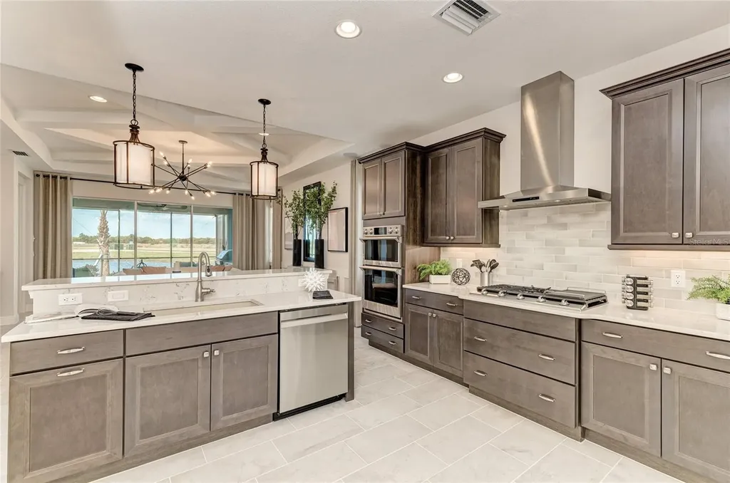 264 Van Gogh Cove Bradenton FL 34212