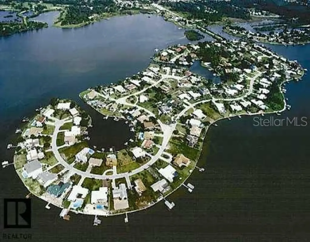 125 Carlyle Drive Palm Harbor FL 34683