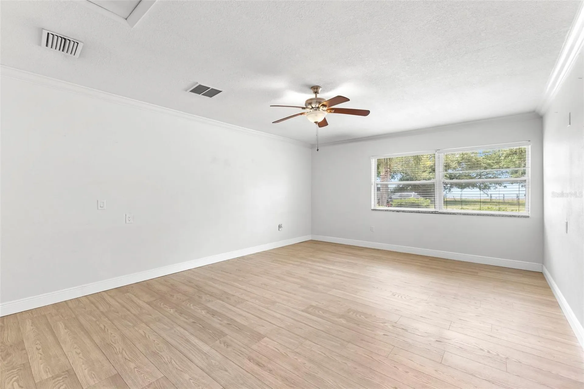 125 Carlyle Drive Palm Harbor FL 34683