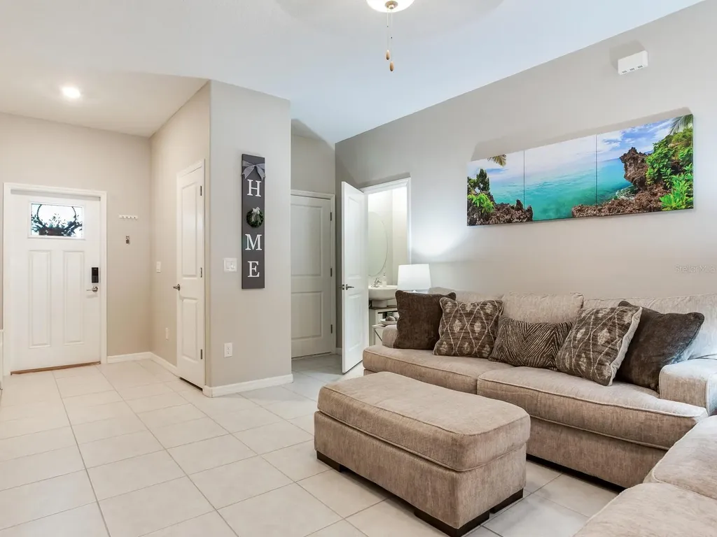 2561 Charlan Court Holiday FL 34690