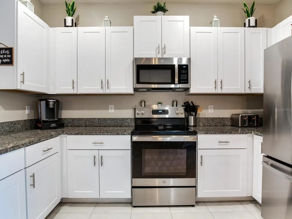 2561 Charlan Court Holiday FL 34690