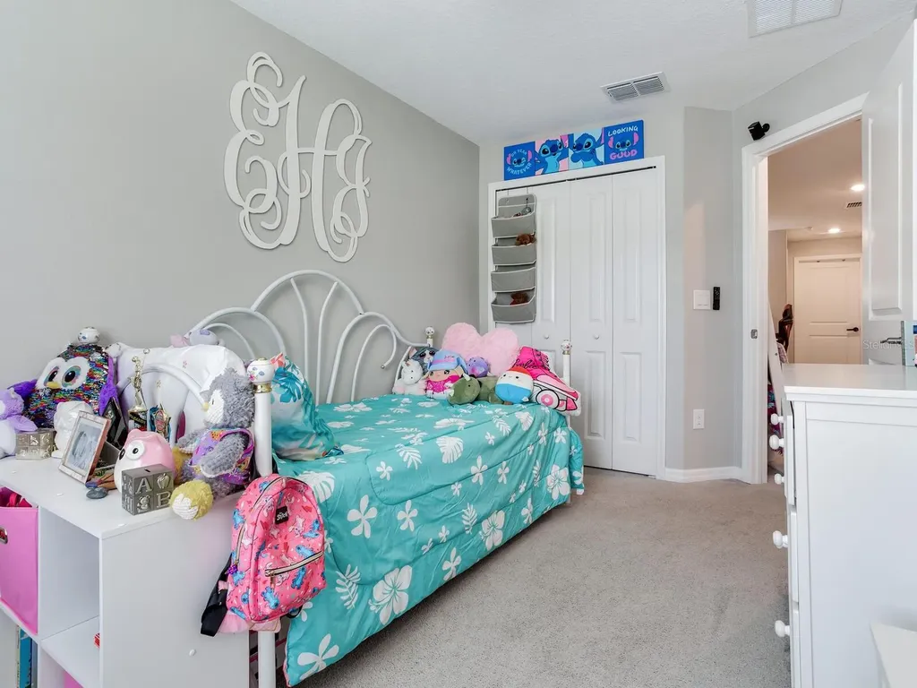 2561 Charlan Court Holiday FL 34690
