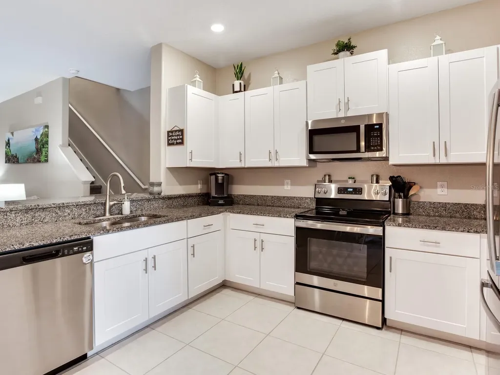 2561 Charlan Court Holiday FL 34690
