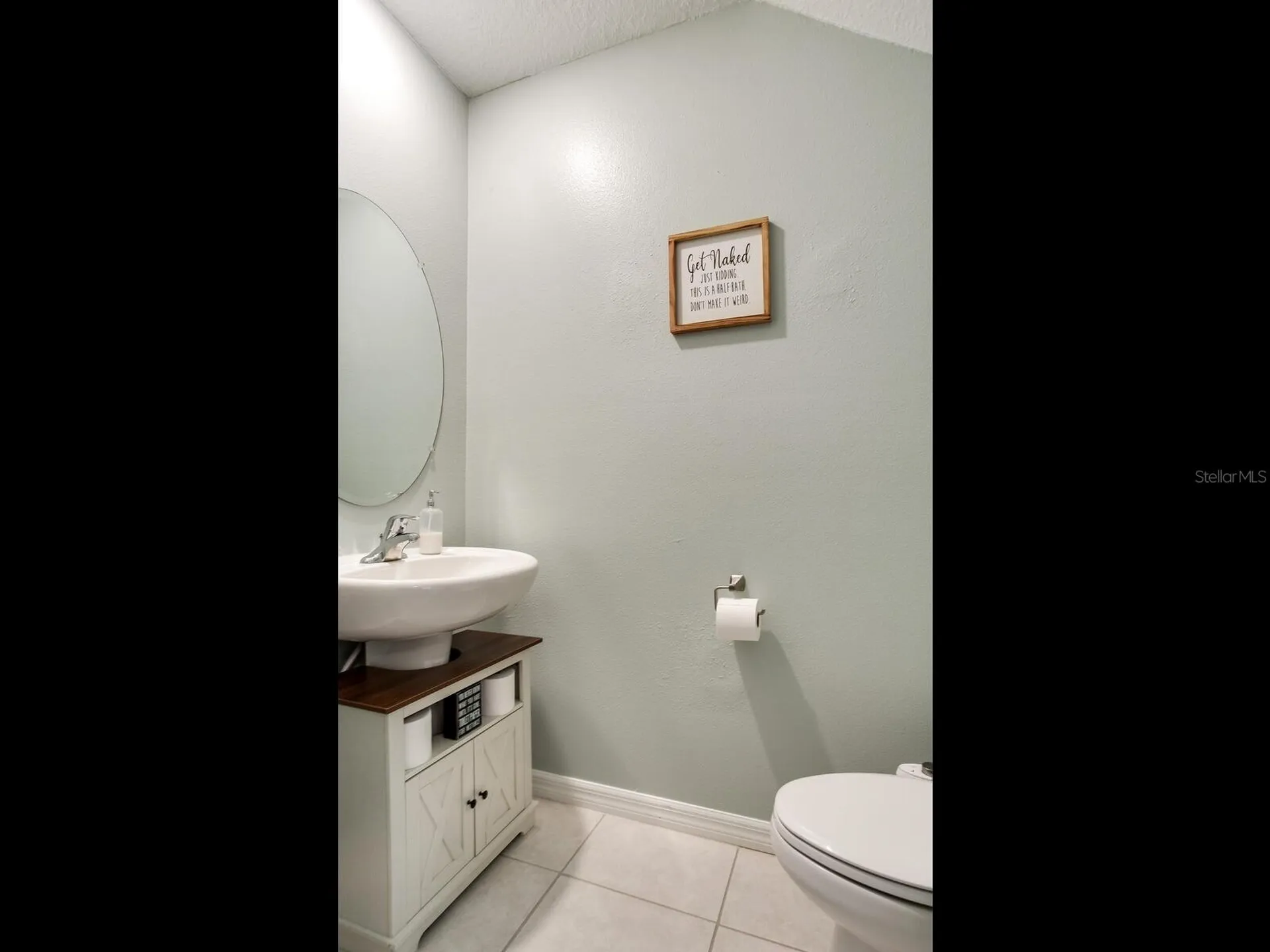 2561 Charlan Court Holiday FL 34690