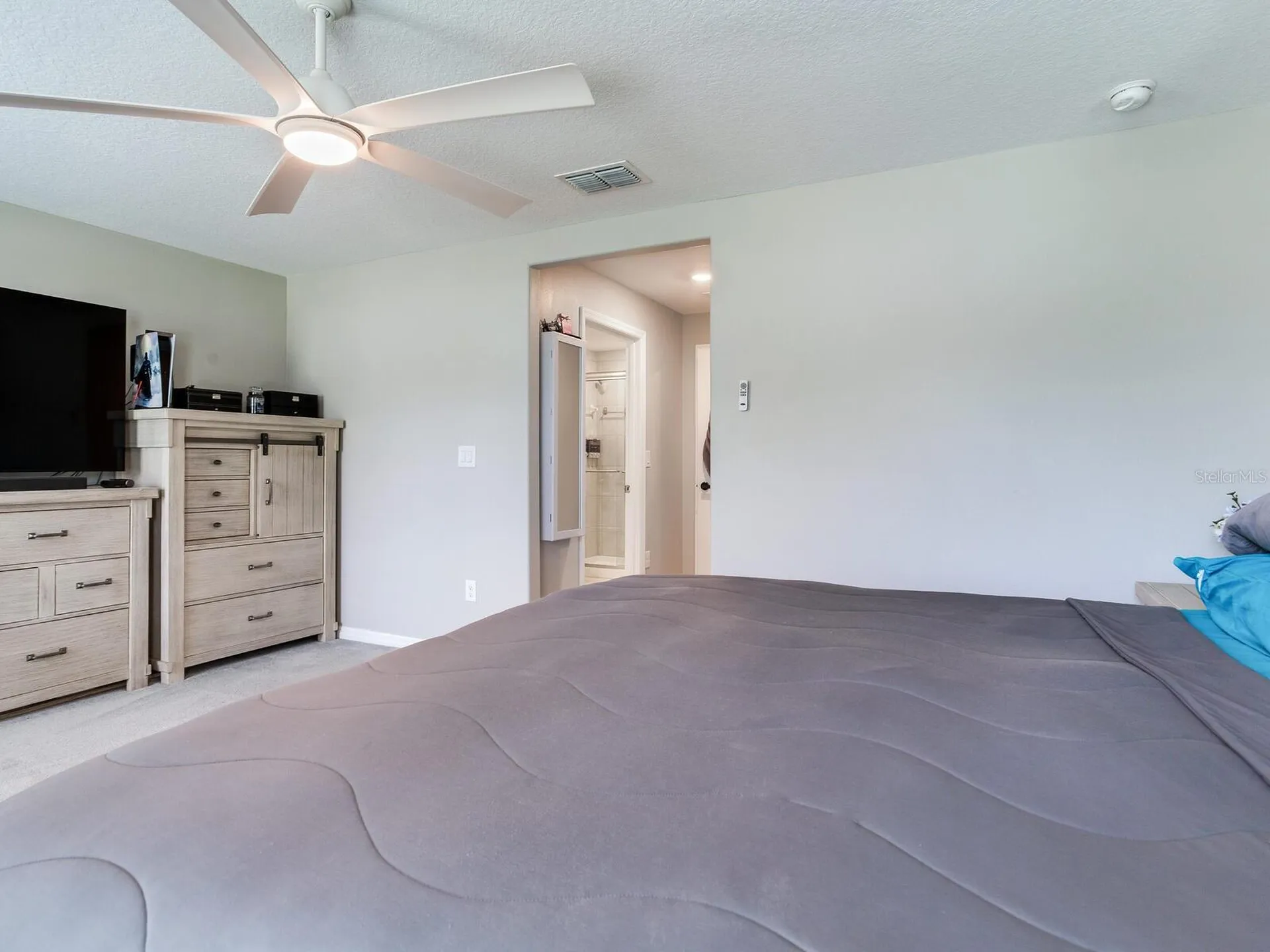 2561 Charlan Court Holiday FL 34690