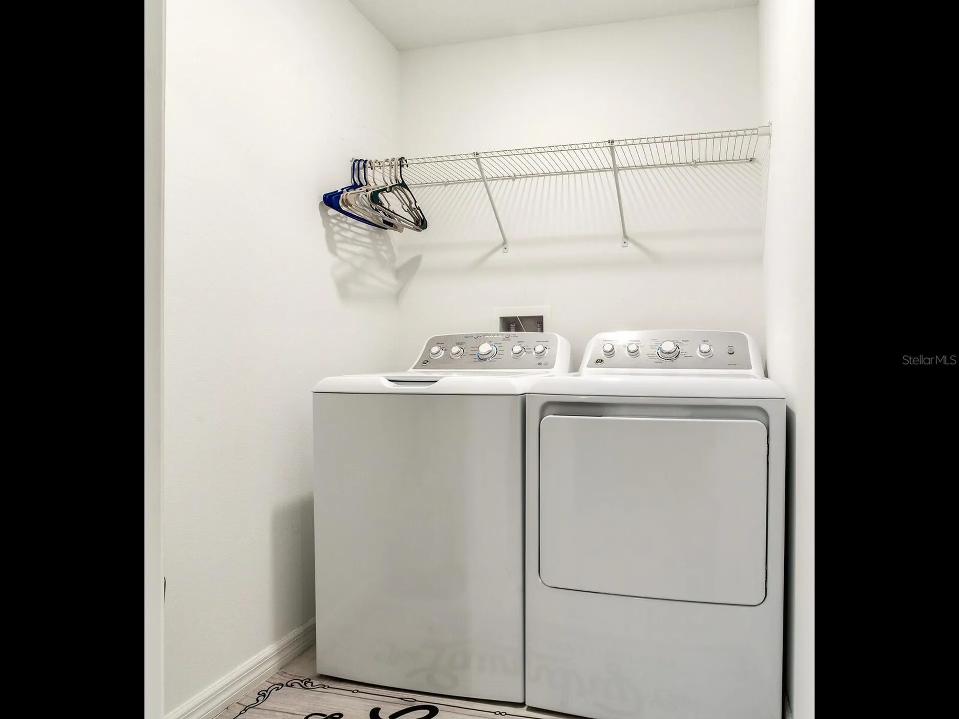 2561 Charlan Court Holiday FL 34690