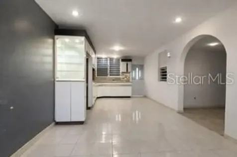 C-8 Raul De Jesús Juncos PR 00777