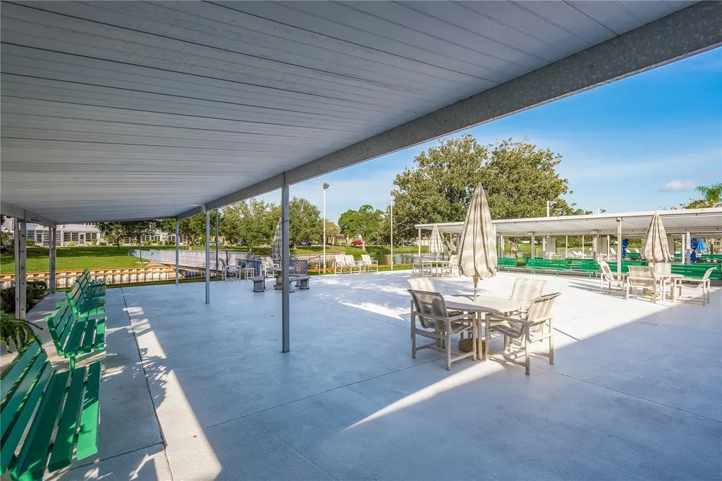 8126 112th Street Seminole FL 33772