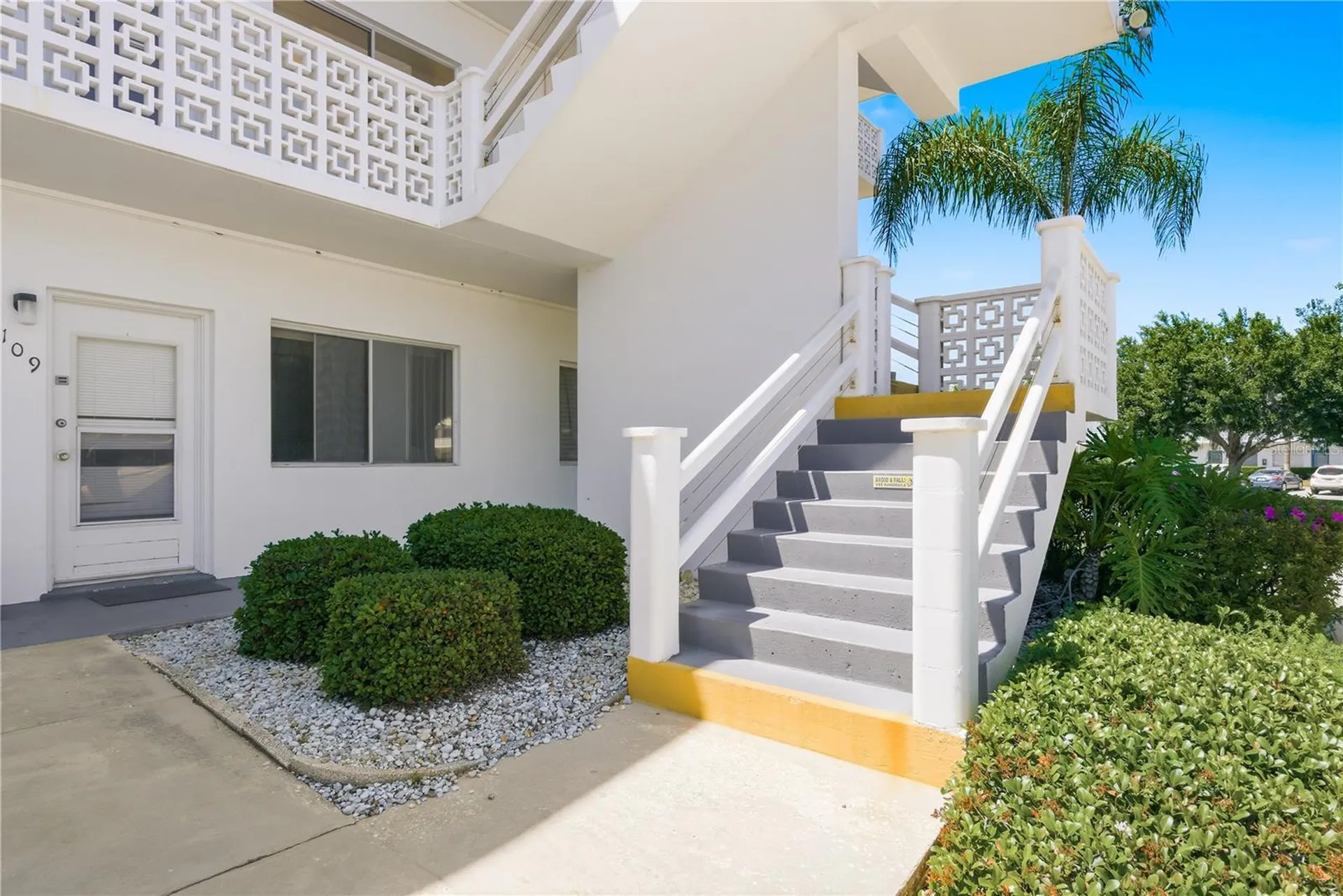 8126 112th Street Seminole FL 33772