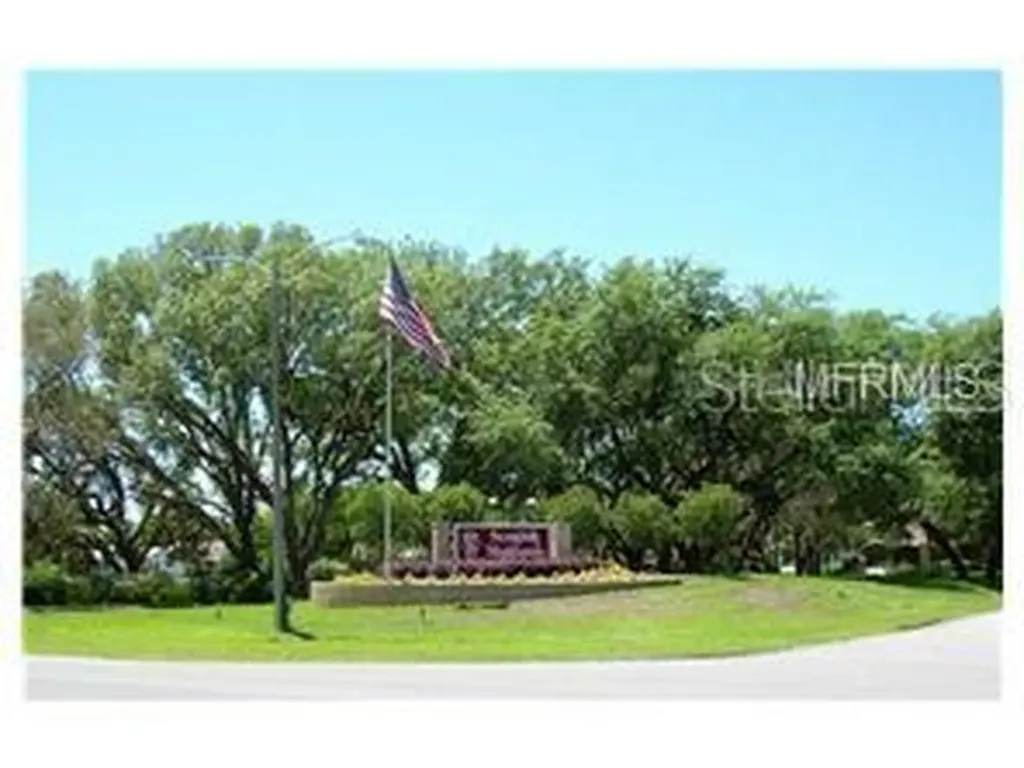 335 River Glass Court Leesburg FL 34788