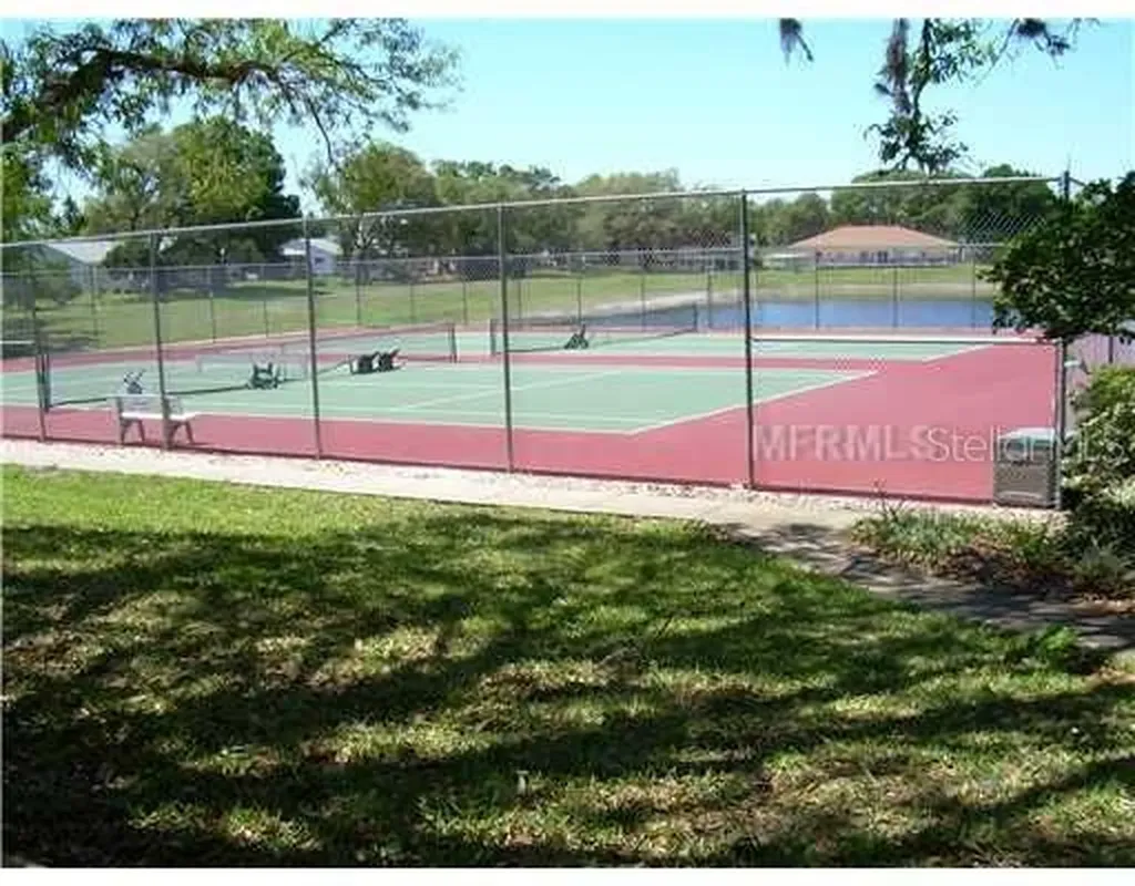 335 River Glass Court Leesburg FL 34788