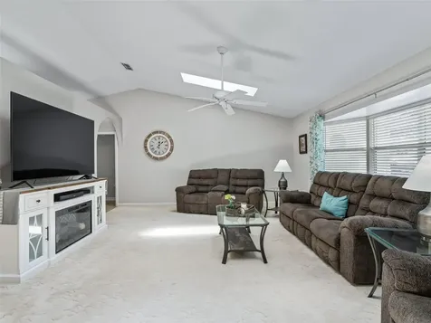 335 River Glass Court Leesburg FL 34788