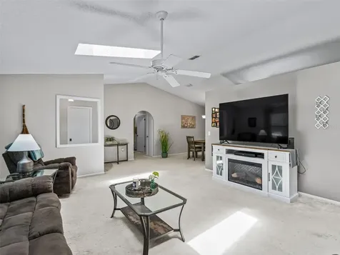 335 River Glass Court Leesburg FL 34788