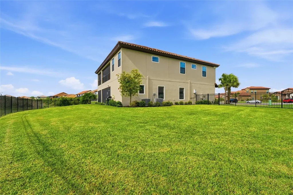 8207 Rushton Place Parrish FL 34219