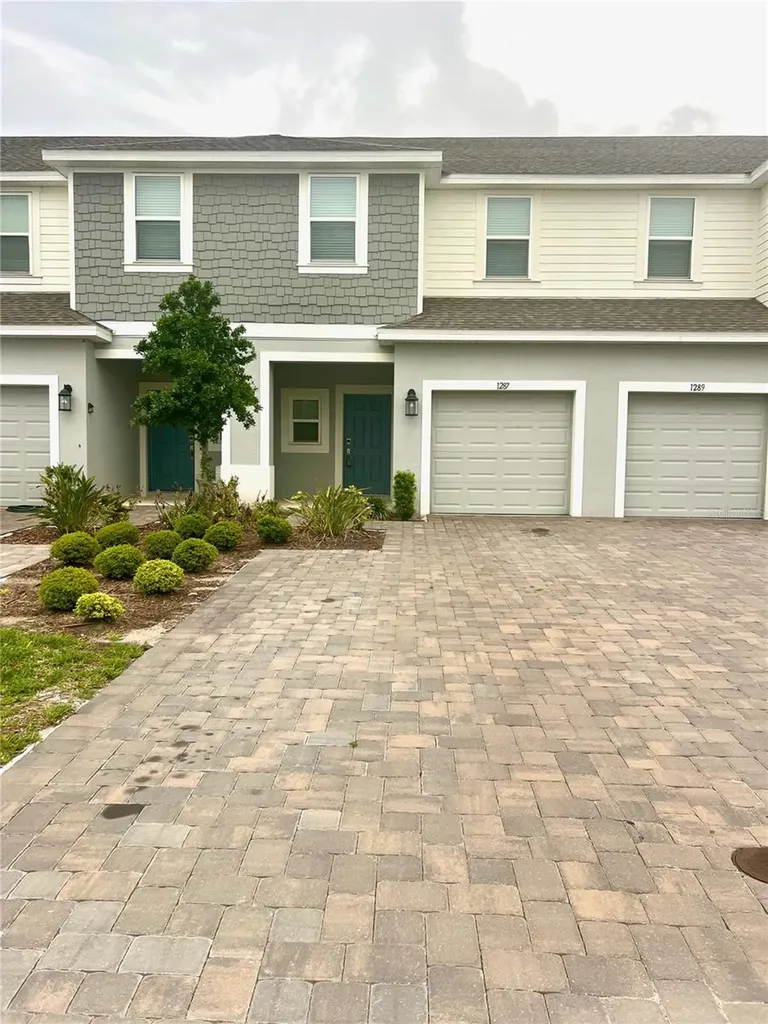1287 Axel Graeson Avenue Kissimmee FL 34744