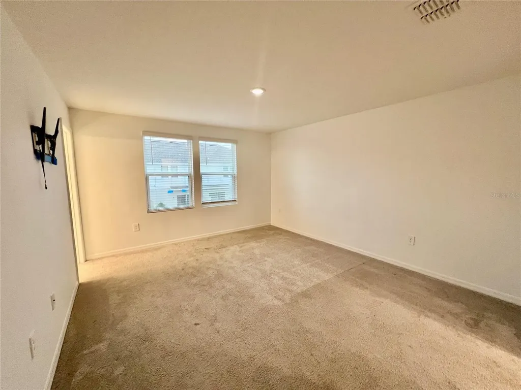 1287 Axel Graeson Avenue Kissimmee FL 34744