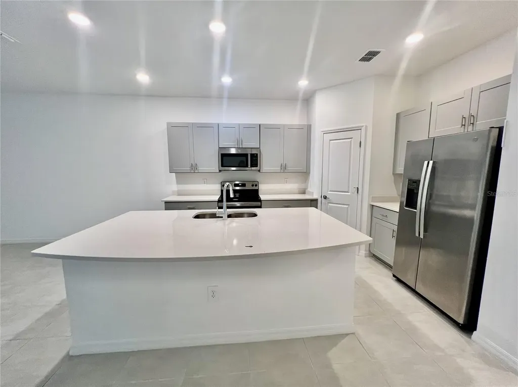 1287 Axel Graeson Avenue Kissimmee FL 34744