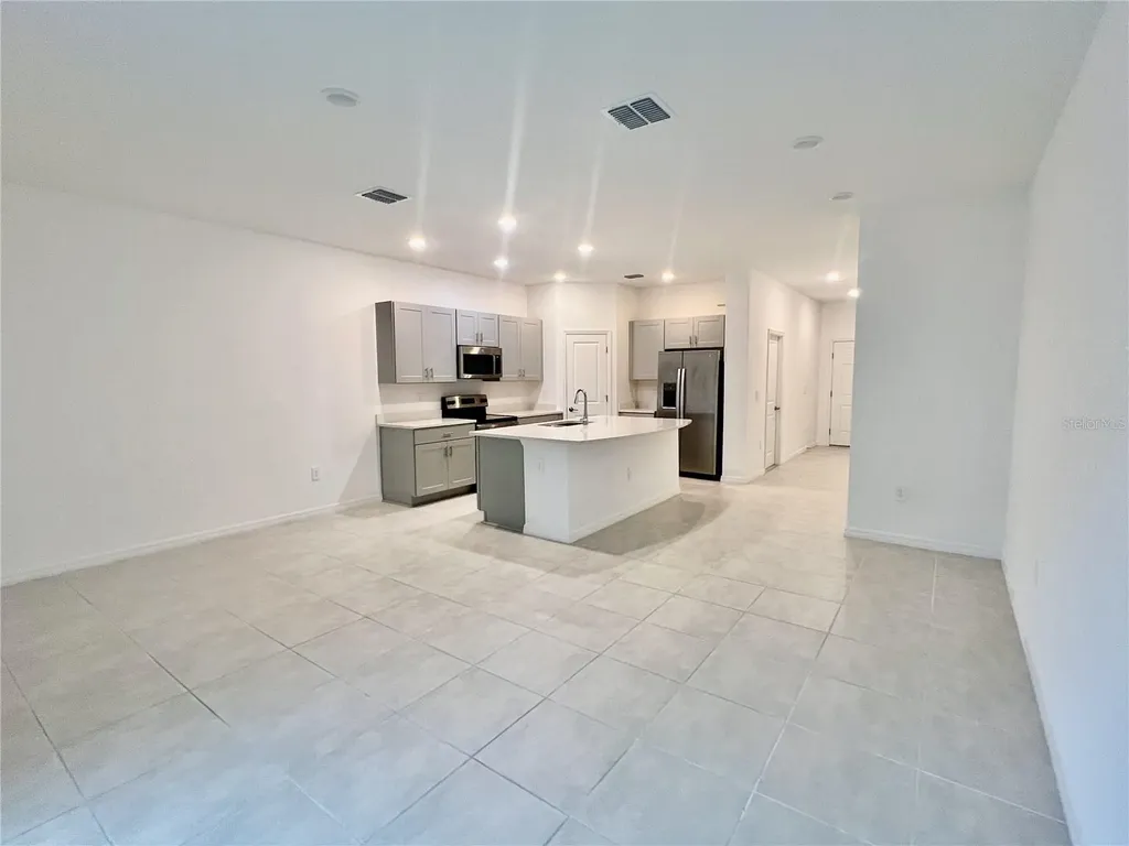 1287 Axel Graeson Avenue Kissimmee FL 34744