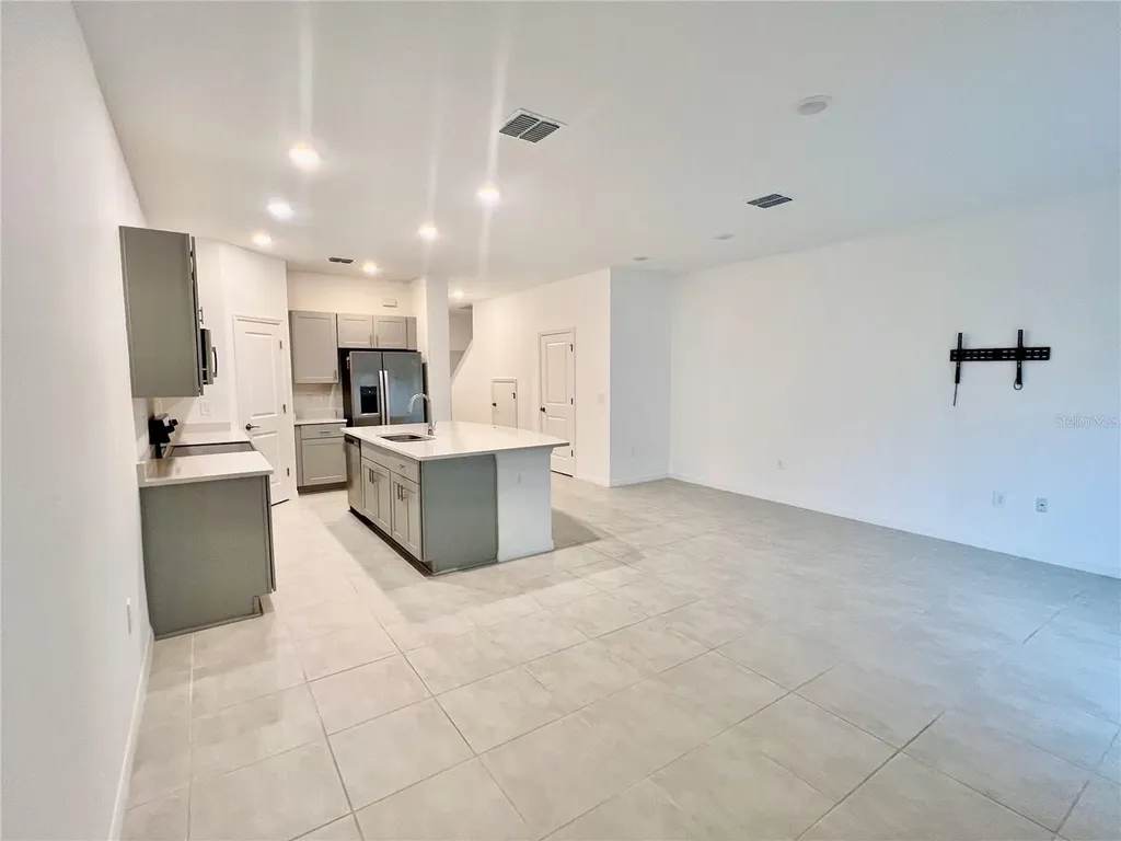 1287 Axel Graeson Avenue Kissimmee FL 34744