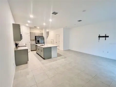 1287 Axel Graeson Avenue Kissimmee FL 34744