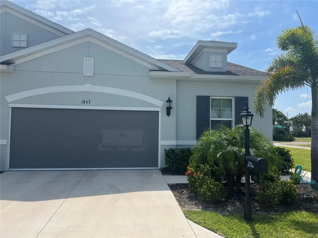 1867 Nottingham Trail Port Charlotte FL 33980