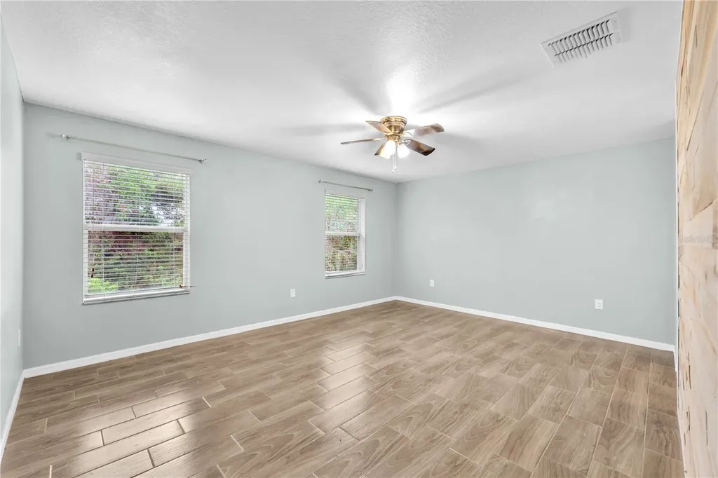 10537 Lake Montauk Drive Riverview FL 33578
