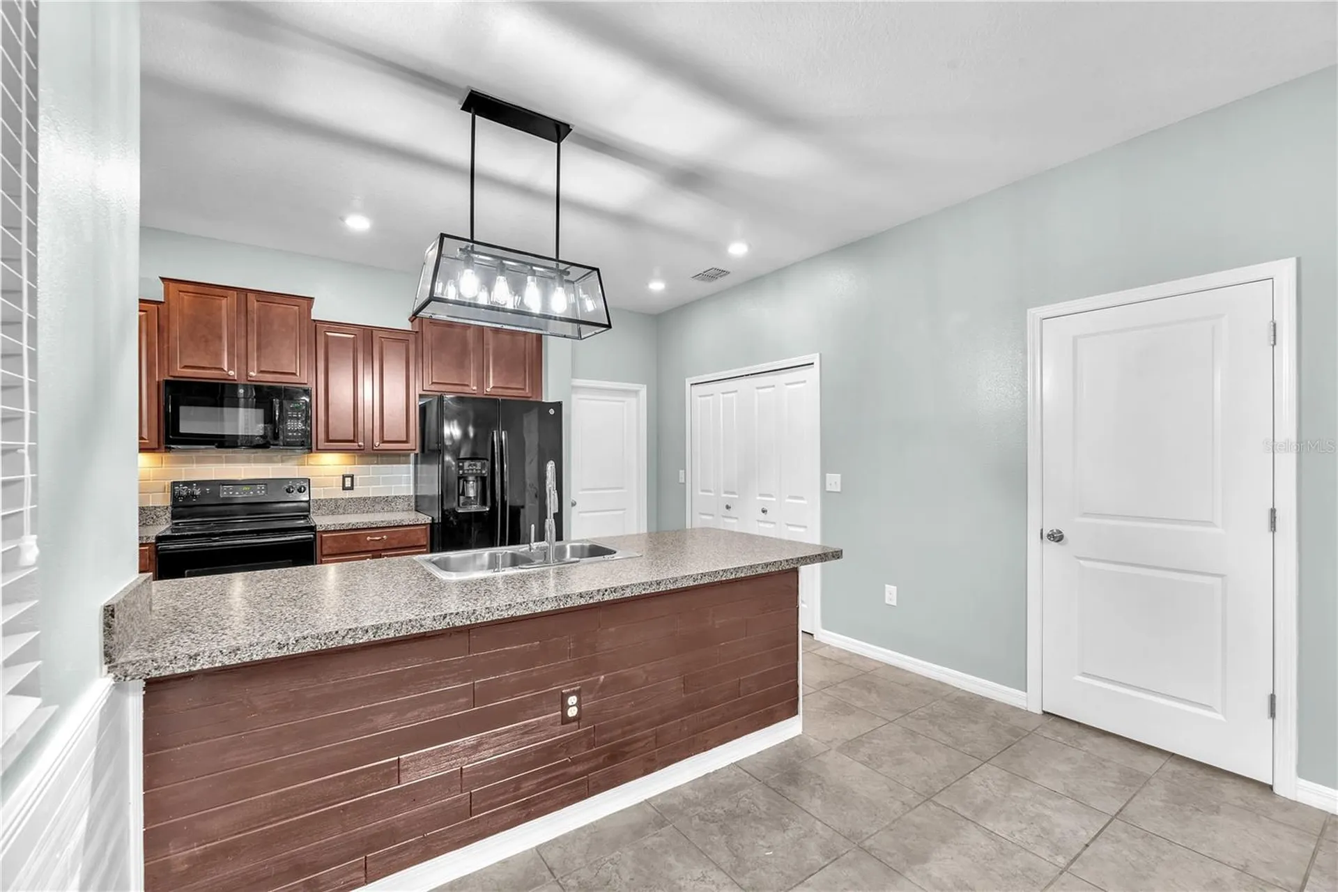 10537 Lake Montauk Drive Riverview FL 33578