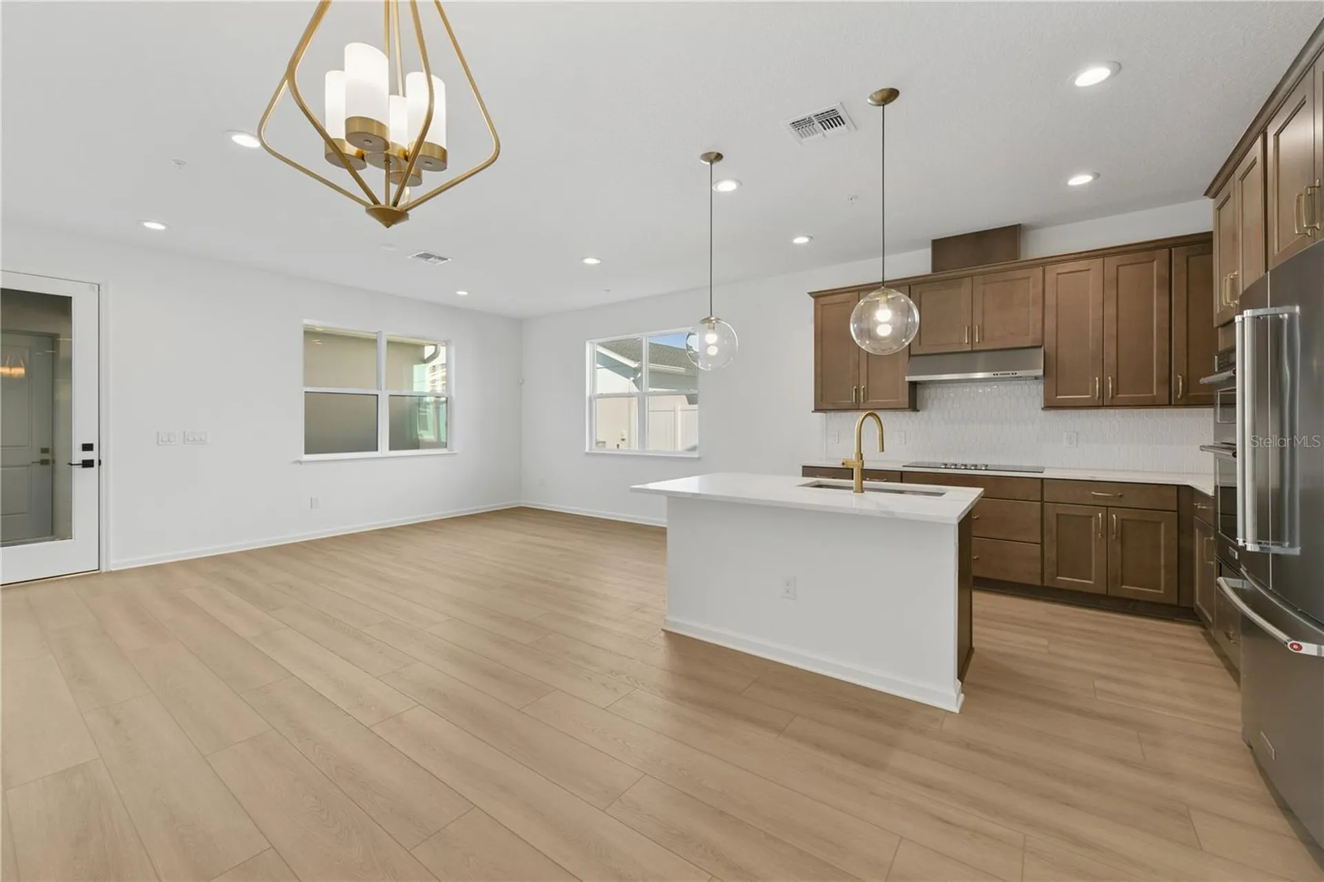 1882 Falconhurst Lane Apopka FL 32703