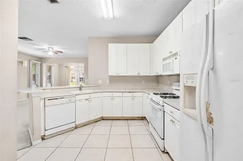 1204 Huntington Greens Drive Sun City Center FL 33573