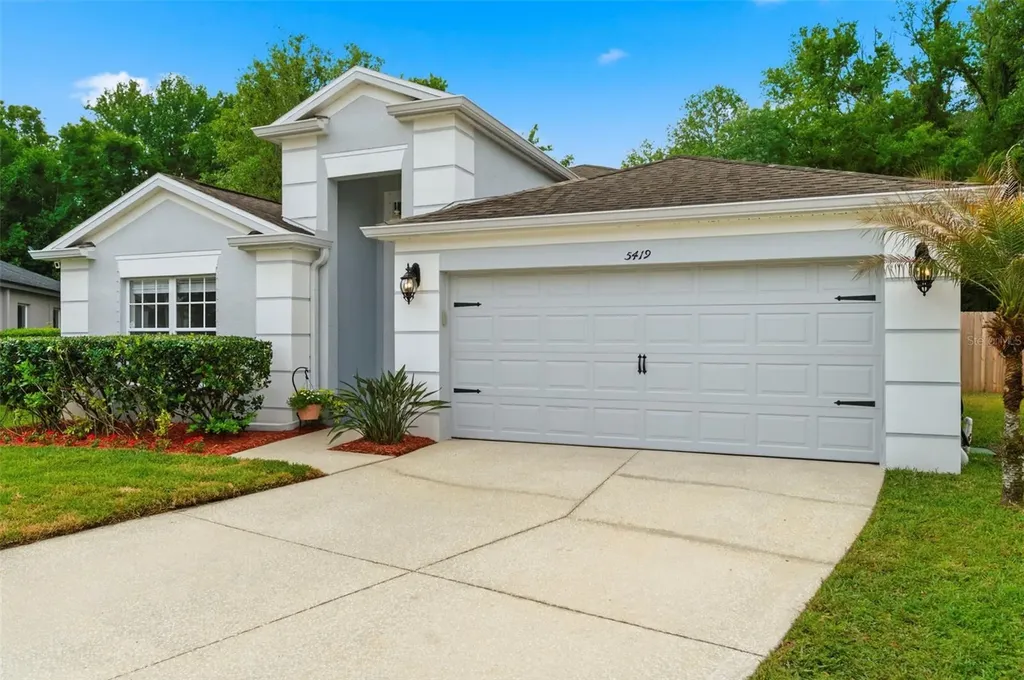 5419 Seattle Slew Drive Wesley Chapel FL 33544
