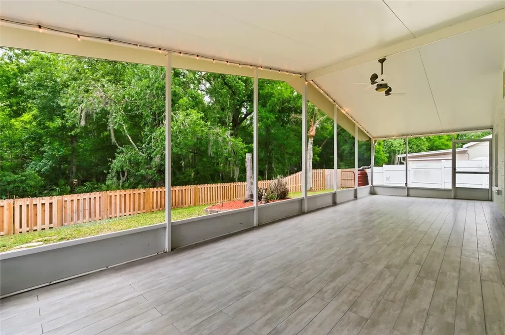 5419 Seattle Slew Drive Wesley Chapel FL 33544