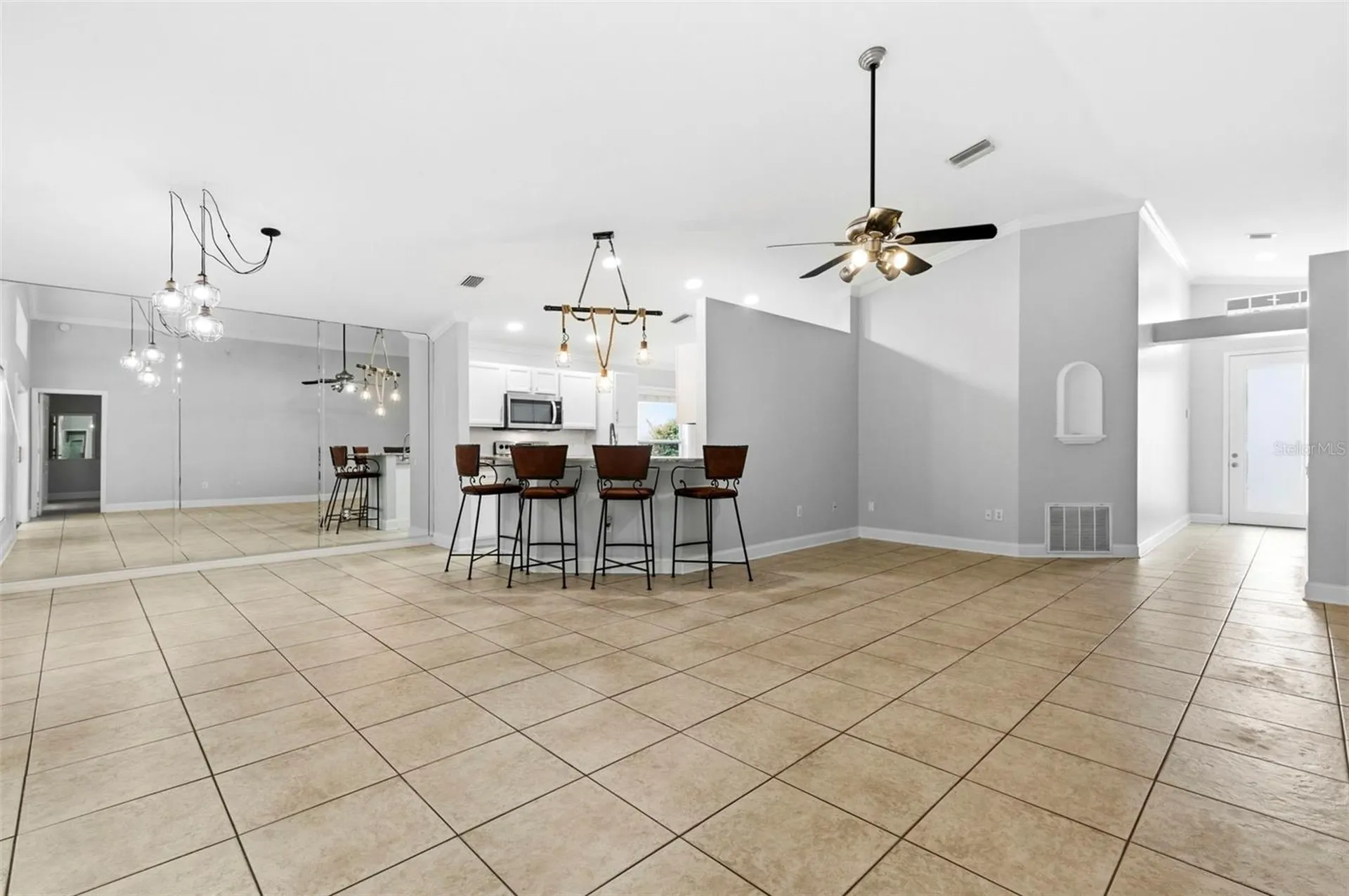 5419 Seattle Slew Drive Wesley Chapel FL 33544