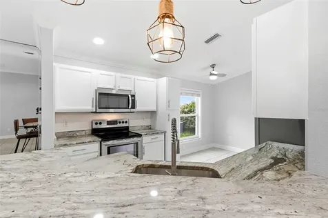 5419 Seattle Slew Drive Wesley Chapel FL 33544