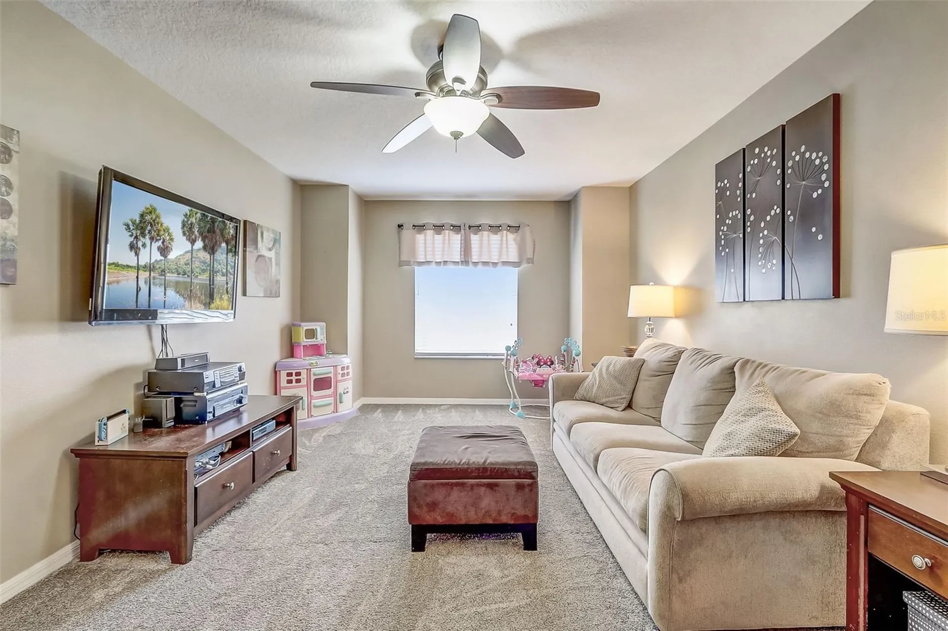 2427 Leaning Pine Lane Oviedo FL 32765