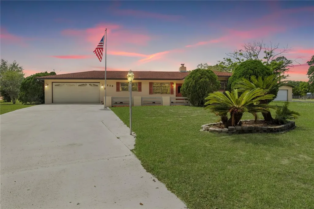 230 S Lake Starr Boulevard Lake Wales FL 33898