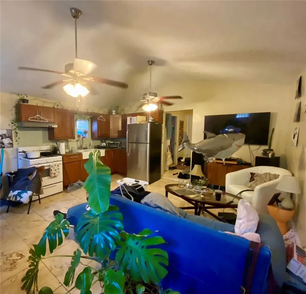 1102 NW 3rd Avenue Gainesville FL 32601