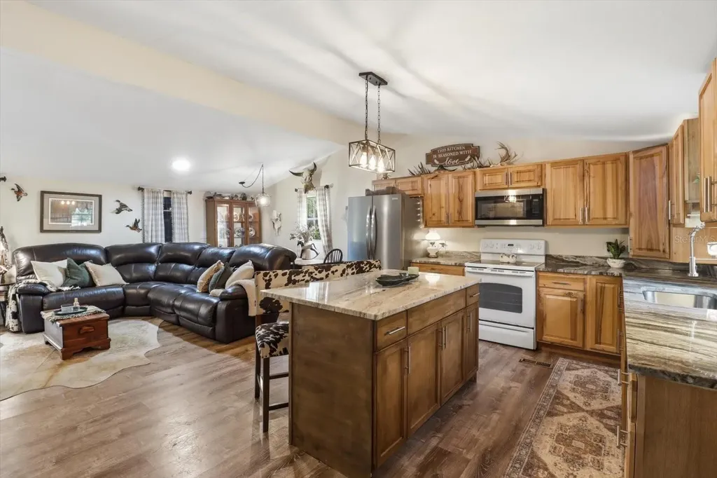 5114 W Rochelle Street Homosassa FL 34446