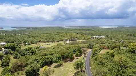 18 Calle 16 Vieques PR 00765